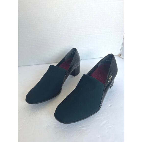 Munro Billee Blue/Black Leather/Stretch Fabric Closed Toe Classic Pump Shoes 9W - Picture 1 of 12